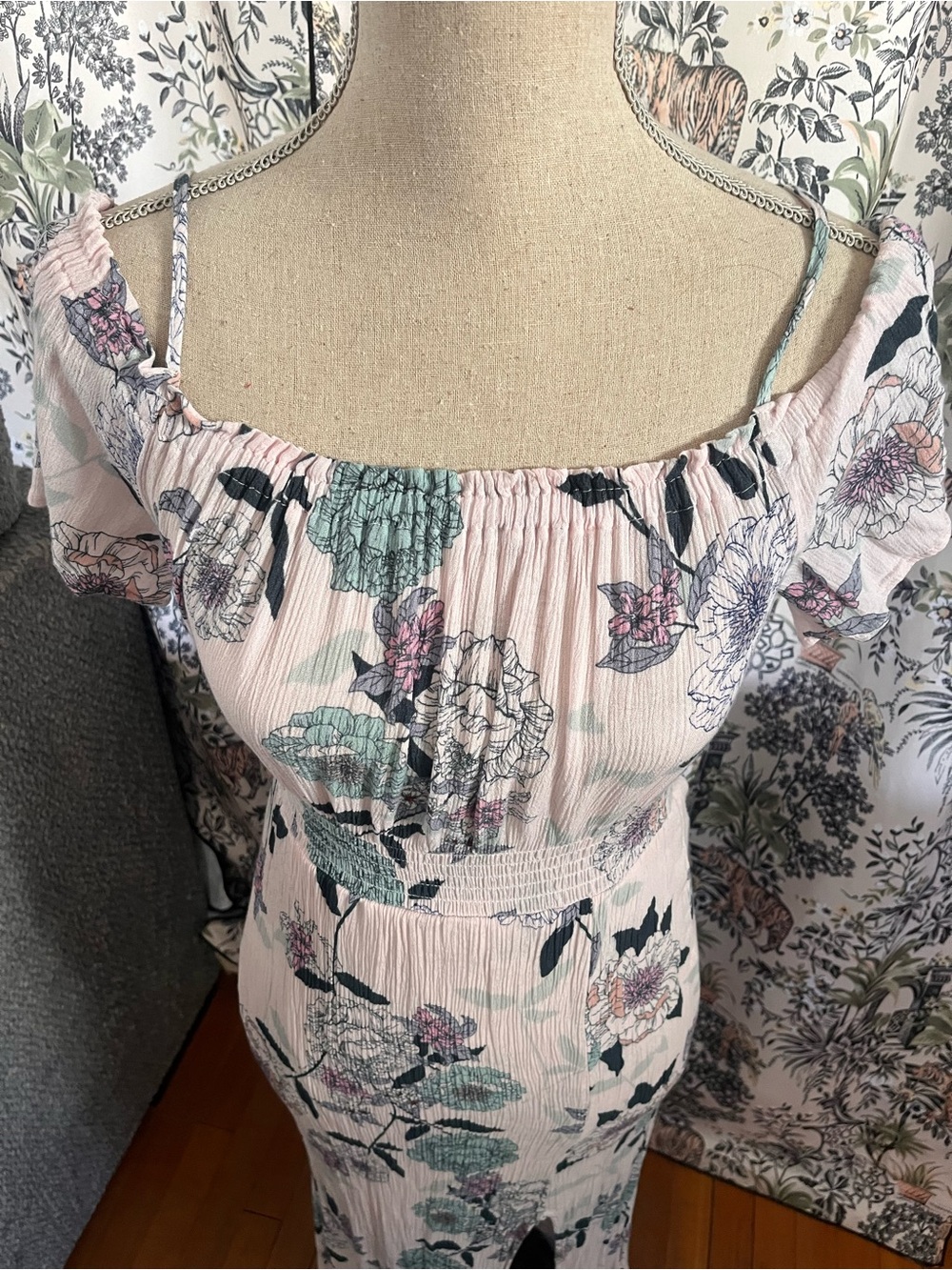 Floral Off-Shoulder Maxi dress with slit floral Light Pink - Picture 2 of 6